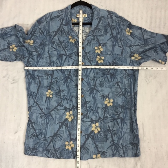 Caribbean Joe Silk Hawaiian Shirt Mens XXL Blue Bamboo Pattern Wooden Buttons - Picture 8 of 10